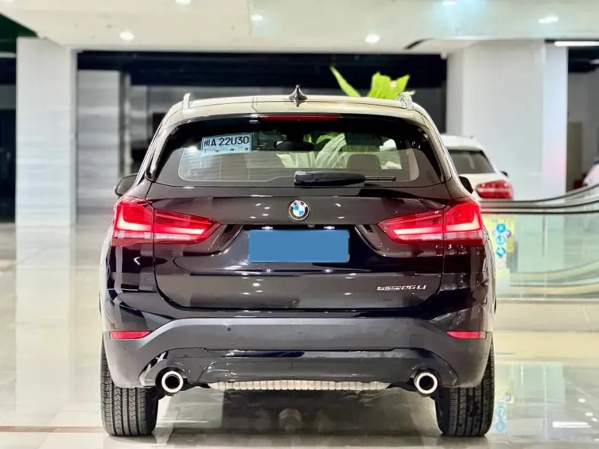 2021 BMW X1 2.0T 192HP L4 7DCT,autocango,china used car exporter,china ev exporter,chinese used car exporter,chinese used ev exporter