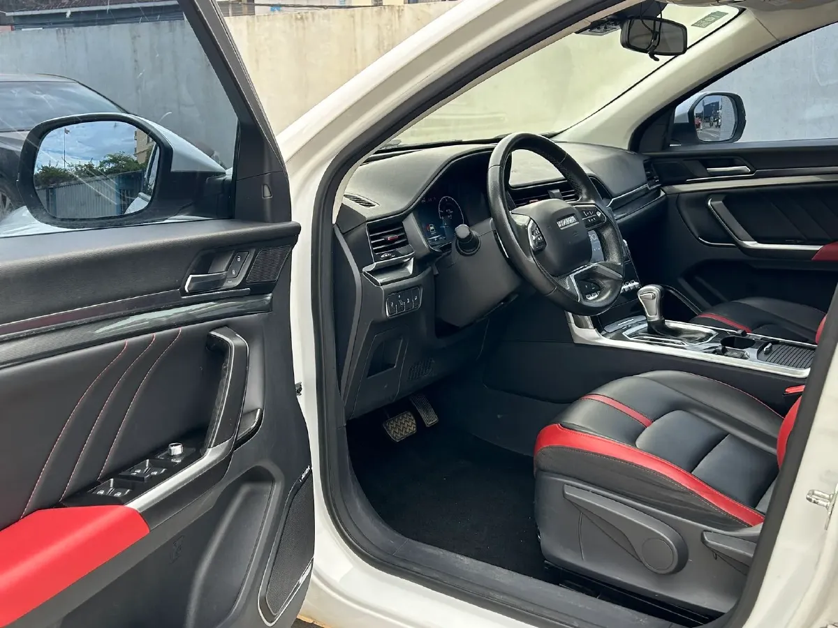 2018 Haval H4 1.5T 169HP L4 7DCT,autocango,china used car exporter,china ev exporter,chinese used car exporter,chinese used ev exporter