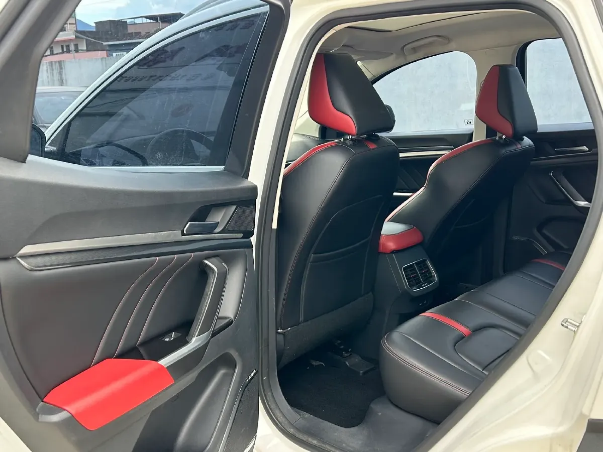 2018 Haval H4 1.5T 169HP L4 7DCT,autocango,china used car exporter,china ev exporter,chinese used car exporter,chinese used ev exporter