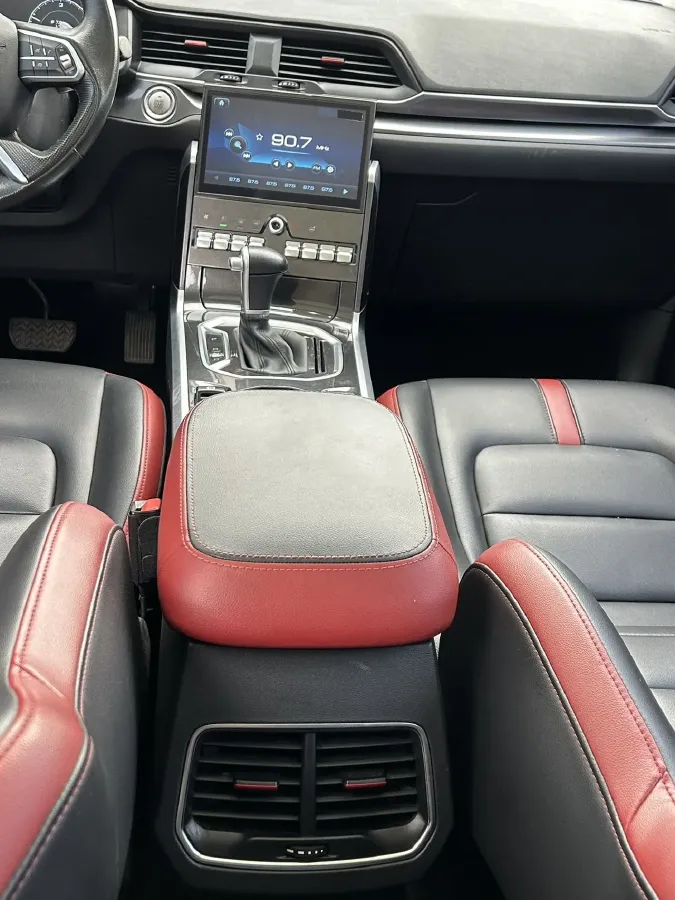 2018 Haval H4 1.5T 169HP L4 7DCT,autocango,china used car exporter,china ev exporter,chinese used car exporter,chinese used ev exporter