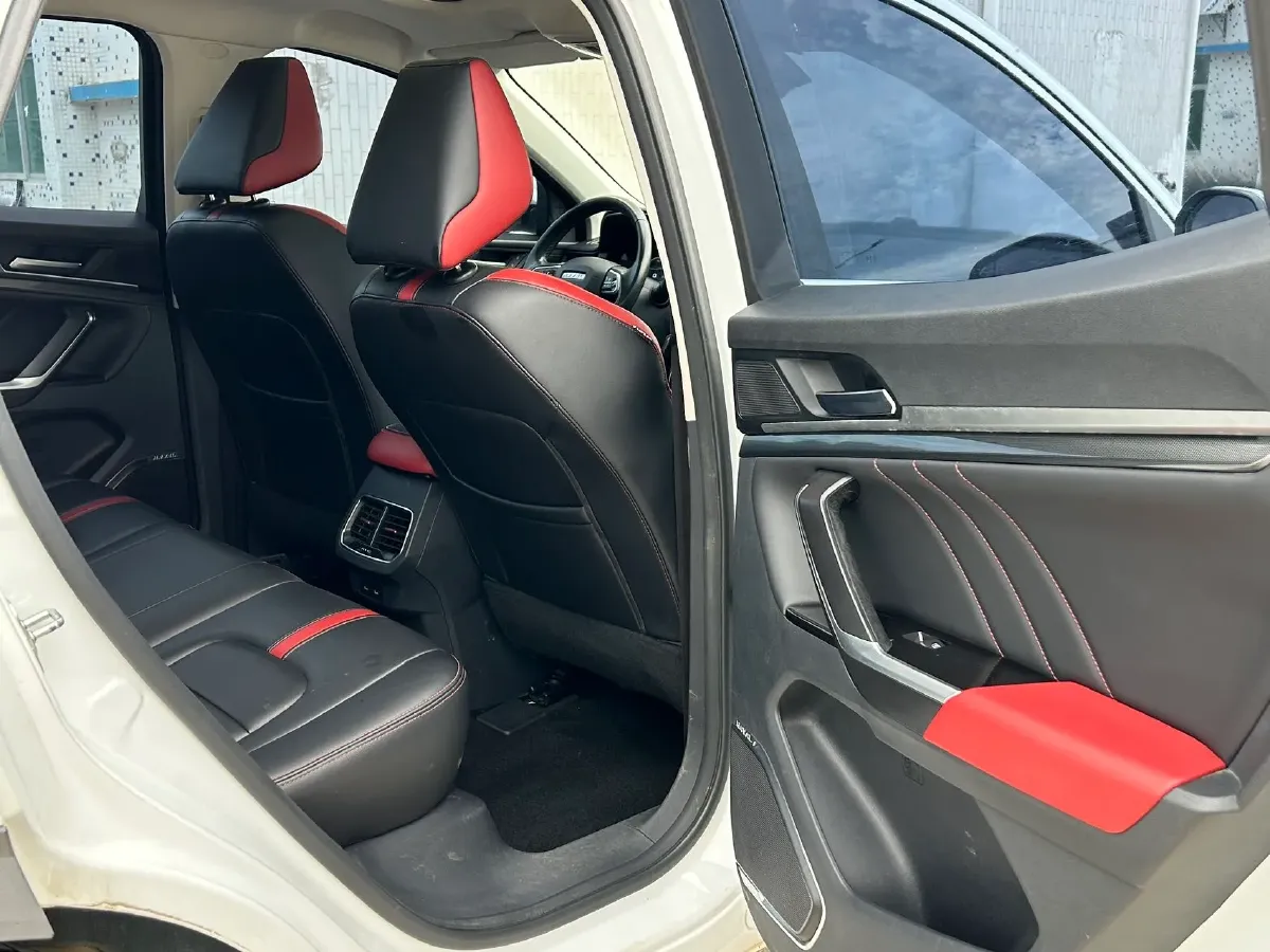 2018 Haval H4 1.5T 169HP L4 7DCT,autocango,china used car exporter,china ev exporter,chinese used car exporter,chinese used ev exporter