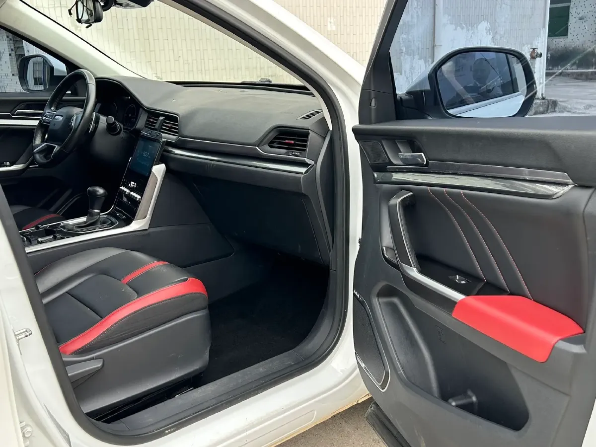 2018 Haval H4 1.5T 169HP L4 7DCT,autocango,china used car exporter,china ev exporter,chinese used car exporter,chinese used ev exporter