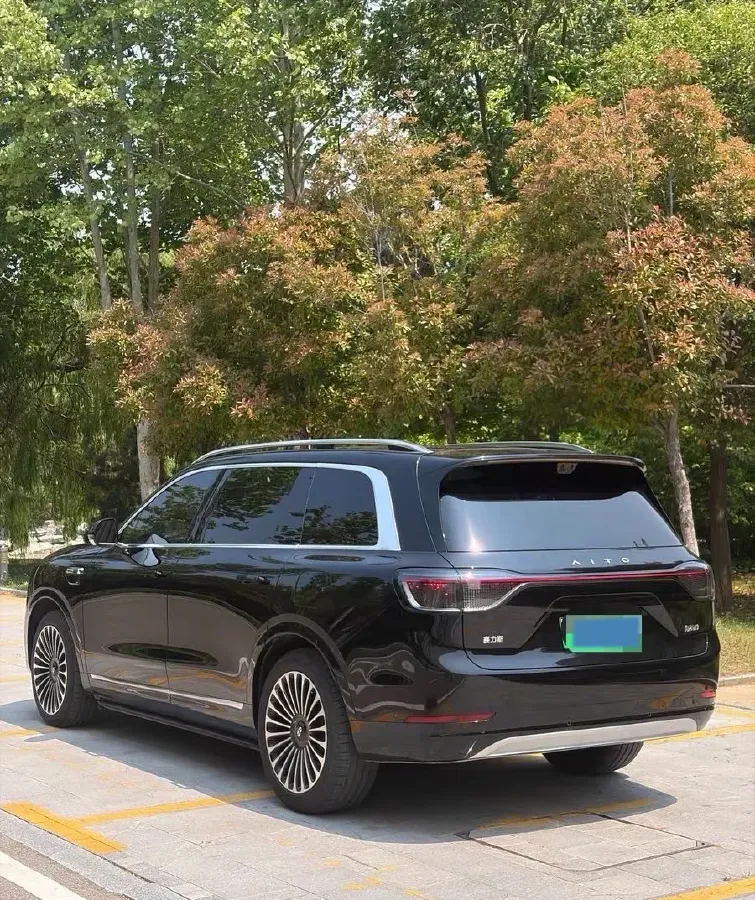 2025 AITO AITO M9 REEV 160HP REEV,autocango,china used car exporter,china ev exporter,chinese used car exporter,chinese used ev exporter