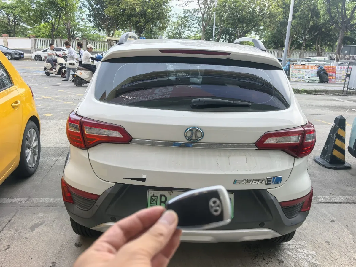 2018 Soueast DX3 BEV 40.4KWH,autocango,china used car exporter,china ev exporter,chinese used car exporter,chinese used ev exporter