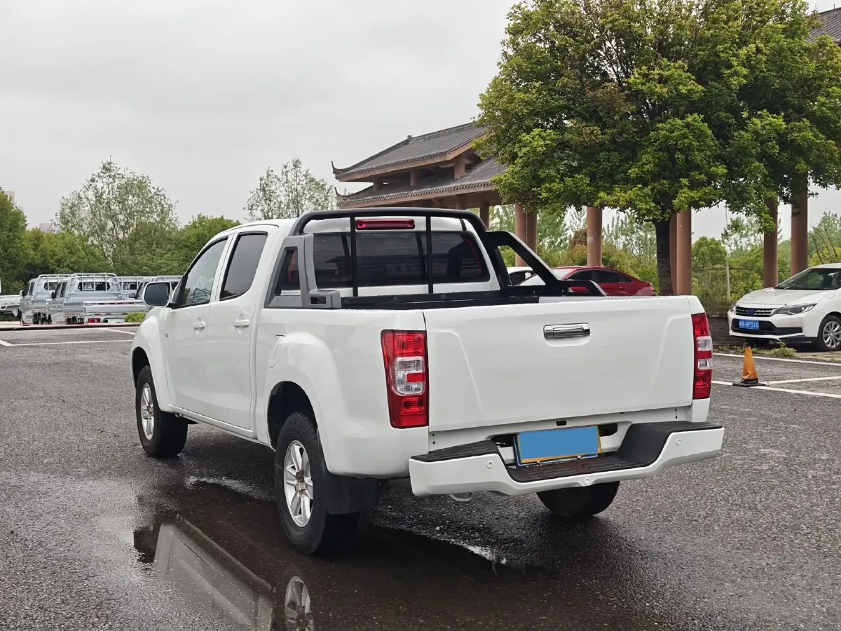 2018 Isuzu RE-MAX Jim 2.8T 116HP L4 5MT,autocango,china used car exporter,china ev exporter,chinese used car exporter,chinese used ev exporter