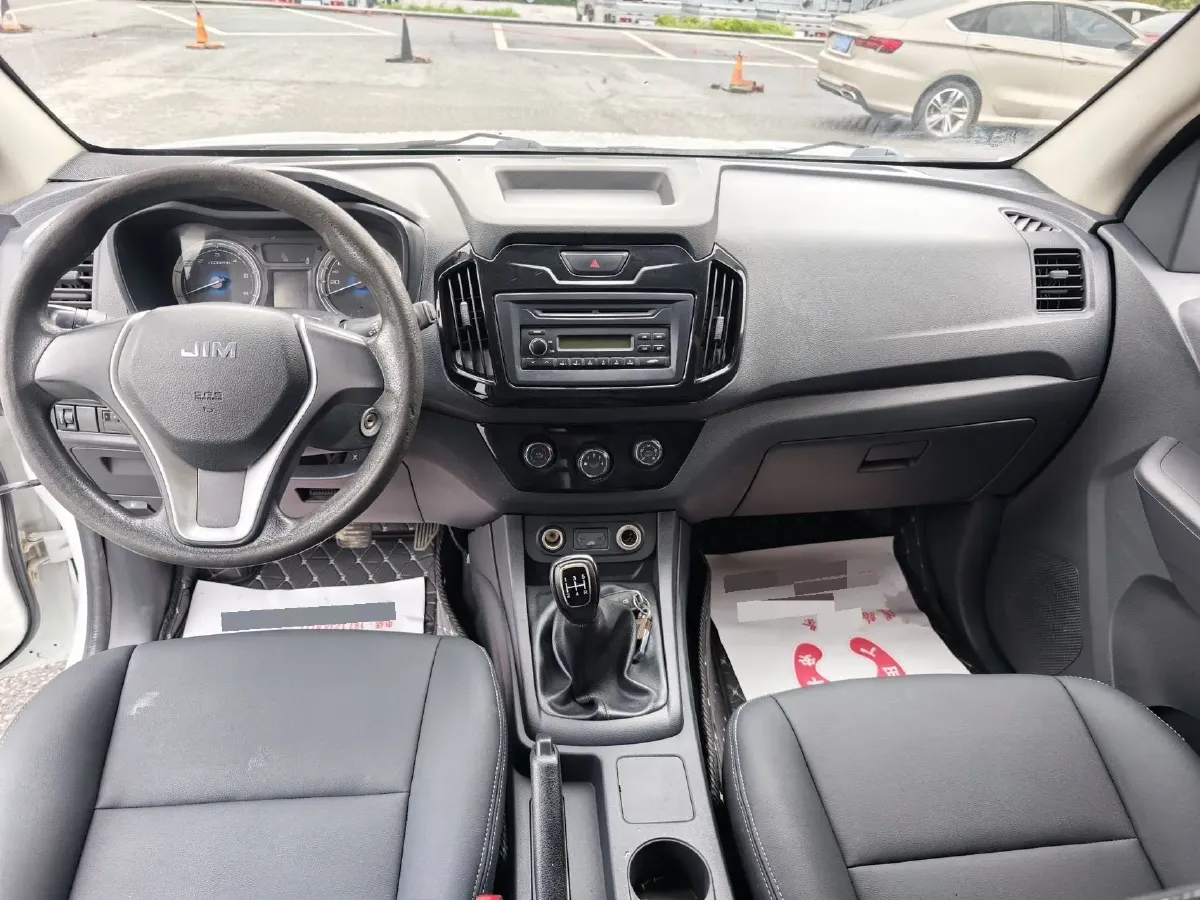 2018 Isuzu RE-MAX Jim 2.8T 116HP L4 5MT,autocango,china used car exporter,china ev exporter,chinese used car exporter,chinese used ev exporter