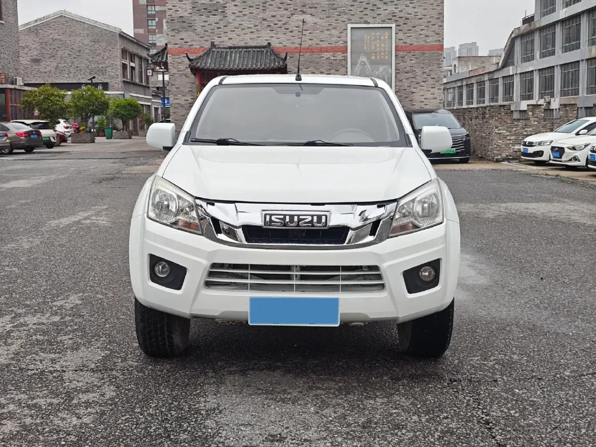 2018 Isuzu RE-MAX Jim 2.8T 116HP L4 5MT,autocango,china used car exporter,china ev exporter,chinese used car exporter,chinese used ev exporter