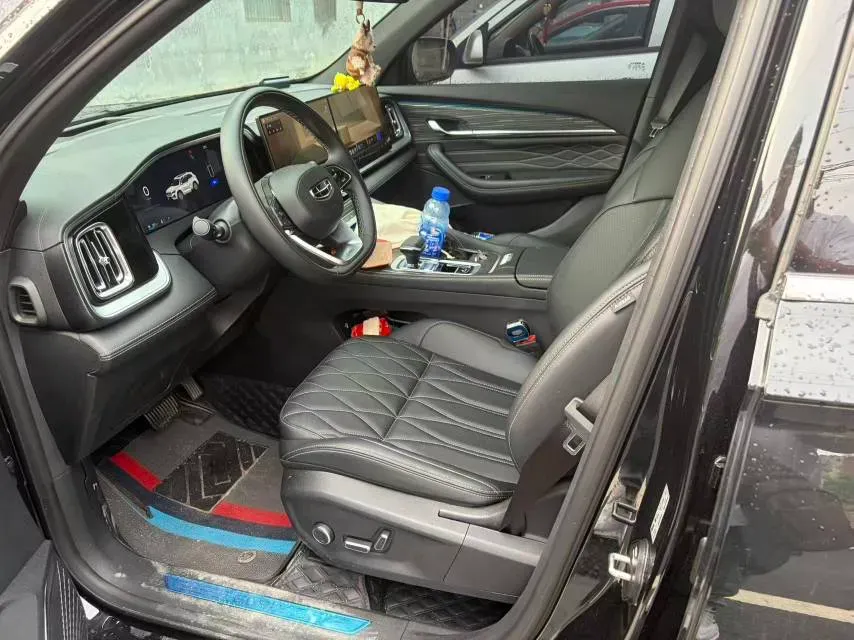 2026 Geely Monjaro 2.0T 272HP L4 8AT,autocango,china used car exporter,china ev exporter,chinese used car exporter,chinese used ev exporter