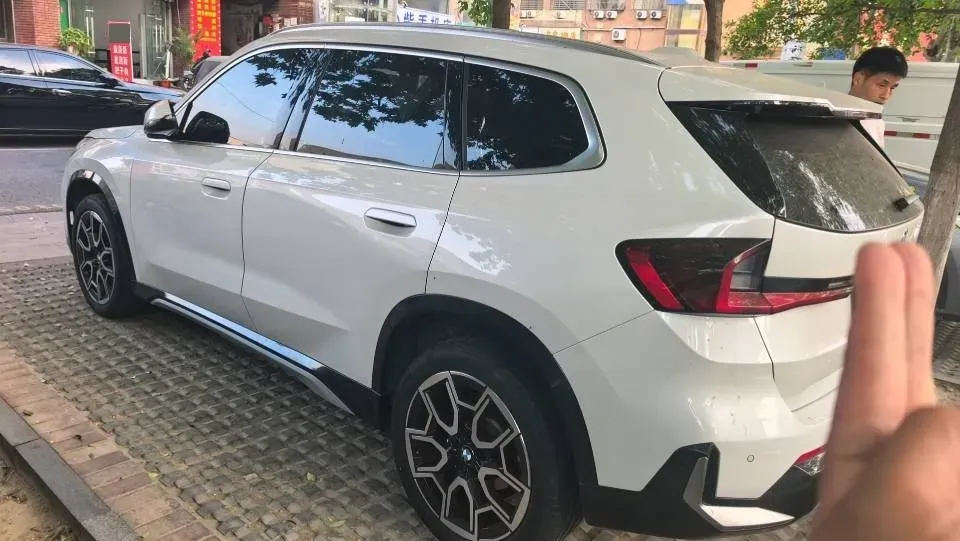 2025 BMW X1 2.0T 204HP L4 7DCT,autocango,china used car exporter,china ev exporter,chinese used car exporter,chinese used ev exporter