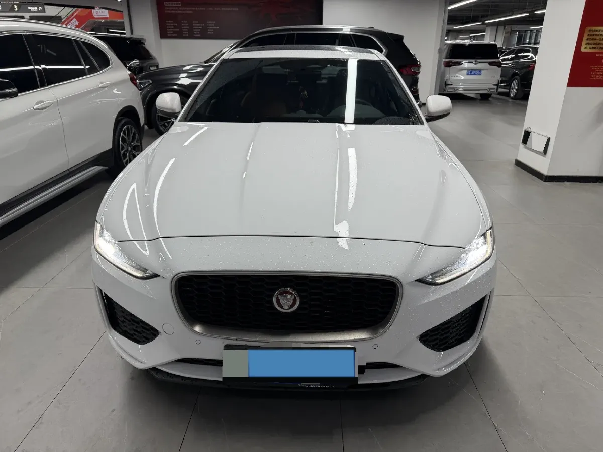 2024 Jaguar XEL 2.0T 250HP L4 8AT,autocango,china used car exporter,china ev exporter,chinese used car exporter,chinese used ev exporter