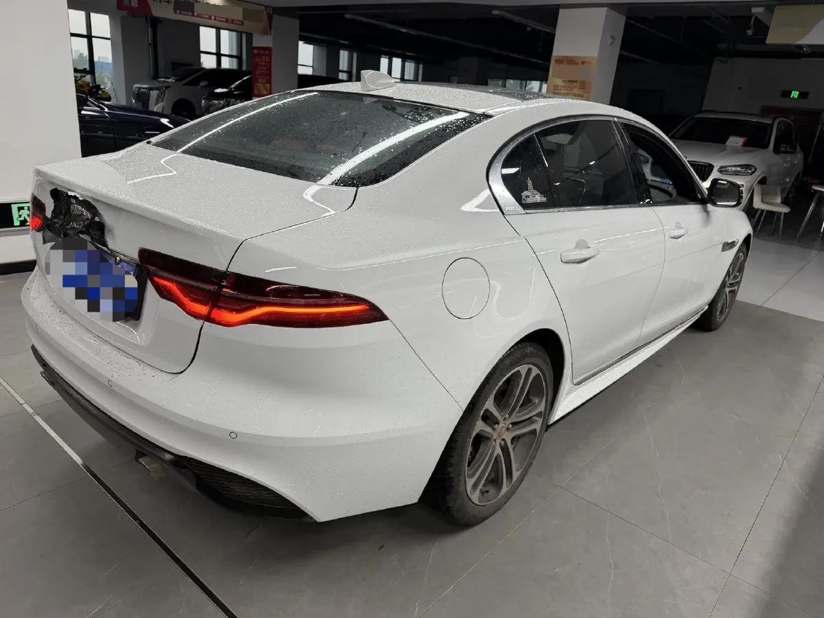 2024 Jaguar XEL 2.0T 250HP L4 8AT,autocango,china used car exporter,china ev exporter,chinese used car exporter,chinese used ev exporter
