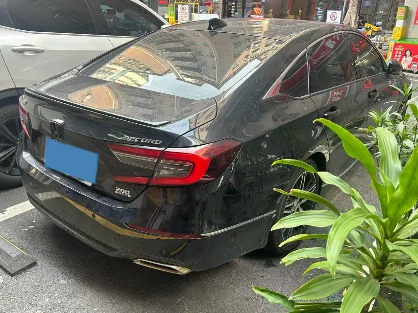 2022 Honda Accord 1.5T 194HP L4 CVT,autocango,china used car exporter,china ev exporter,chinese used car exporter,chinese used ev exporter