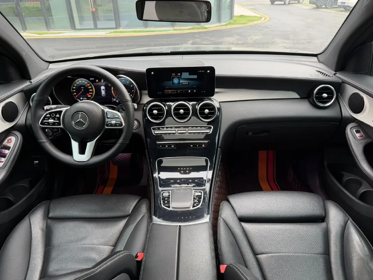 2020 Mercedes-Benz GLC Coupe 2.0T 197HP L4 9AT,autocango,china used car exporter,china ev exporter,chinese used car exporter,chinese used ev exporter