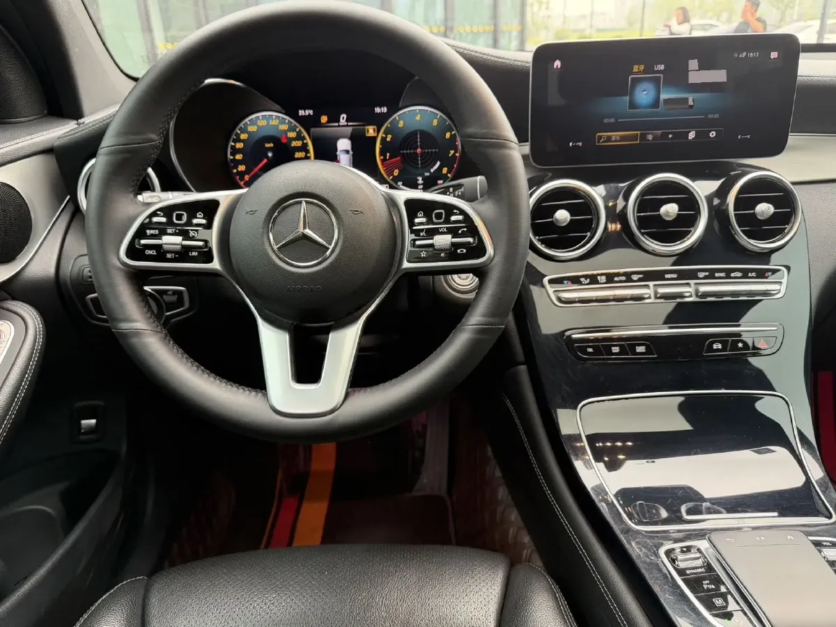 2020 Mercedes-Benz GLC Coupe 2.0T 197HP L4 9AT,autocango,china used car exporter,china ev exporter,chinese used car exporter,chinese used ev exporter