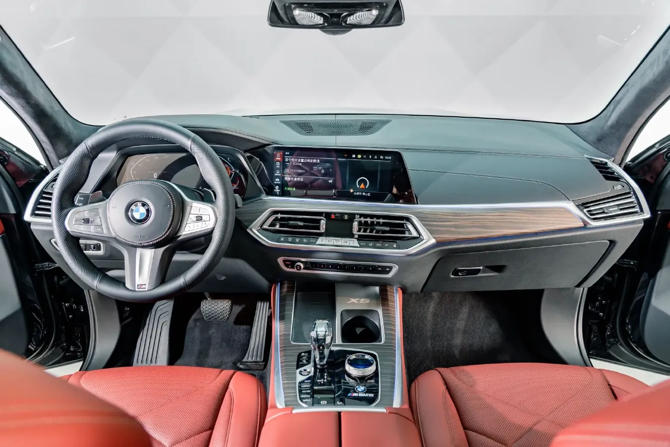 2022 BMW X5 3.0T 333HP L6 8AT,autocango,china used car exporter,china ev exporter,chinese used car exporter,chinese used ev exporter