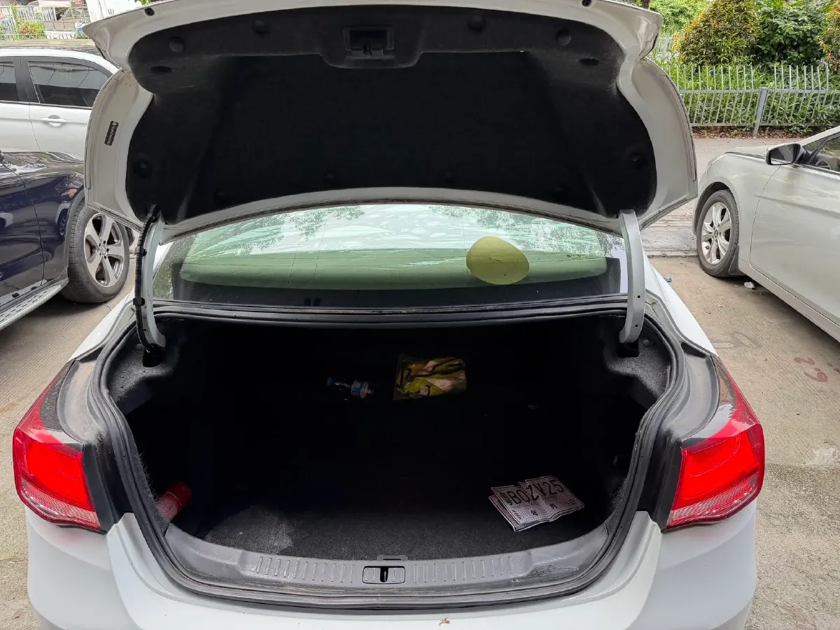 2018 Chevrolet Malibu 1.5T 170HP L4 6AT,autocango,china used car exporter,china ev exporter,chinese used car exporter,chinese used ev exporter