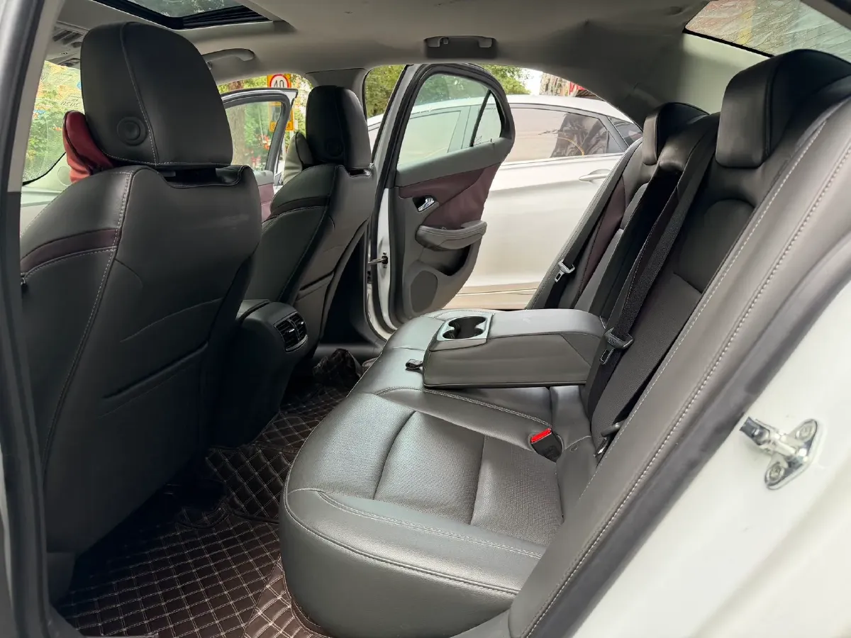 2018 Chevrolet Malibu 1.5T 170HP L4 6AT,autocango,china used car exporter,china ev exporter,chinese used car exporter,chinese used ev exporter
