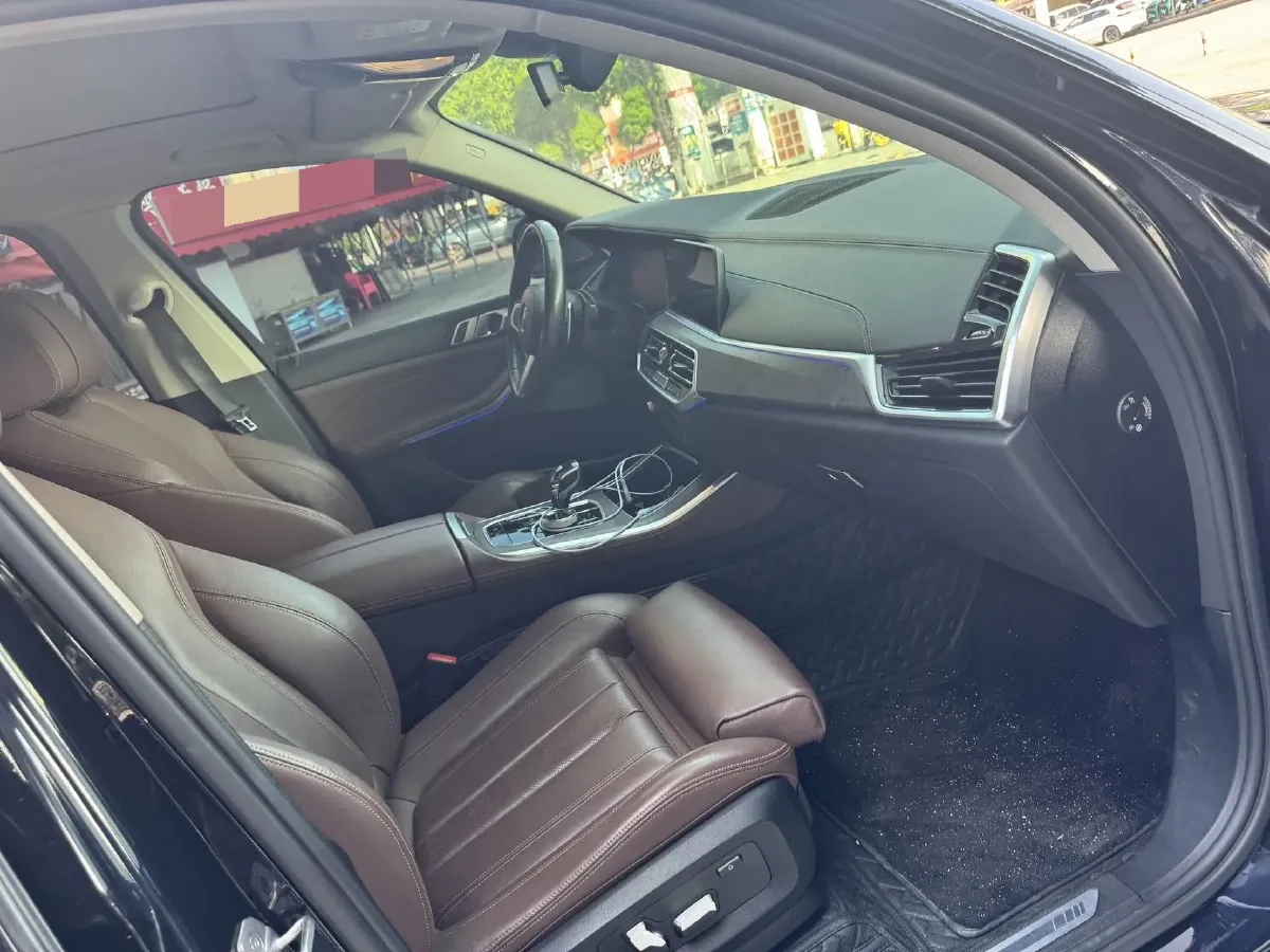 2020 BMW X5 3.0T 340HP L6 8AT,autocango,china used car exporter,china ev exporter,chinese used car exporter,chinese used ev exporter