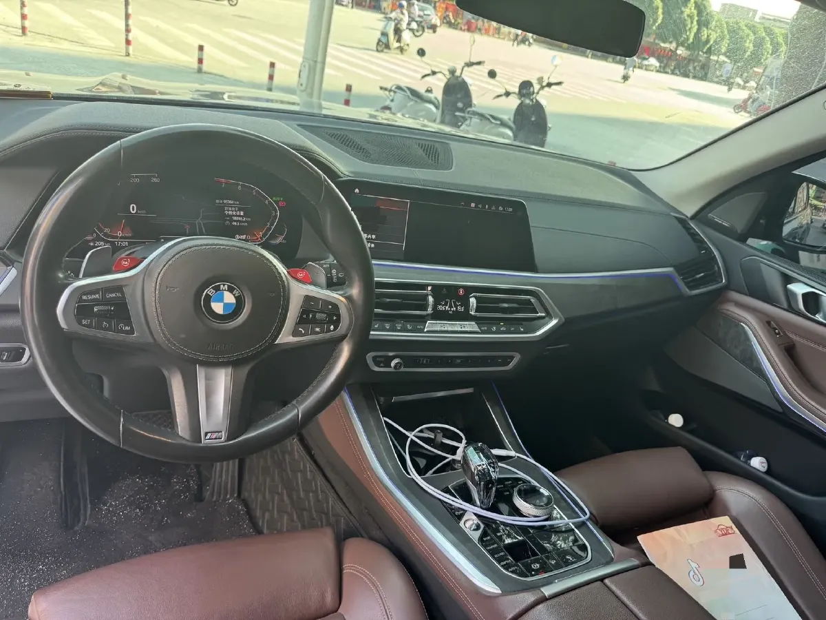 2020 BMW X5 3.0T 340HP L6 8AT,autocango,china used car exporter,china ev exporter,chinese used car exporter,chinese used ev exporter