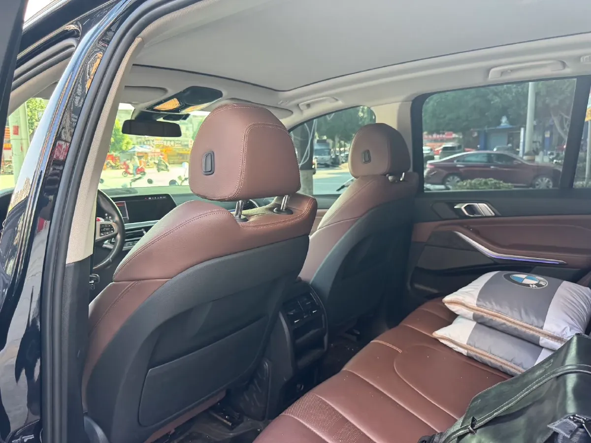 2020 BMW X5 3.0T 340HP L6 8AT,autocango,china used car exporter,china ev exporter,chinese used car exporter,chinese used ev exporter