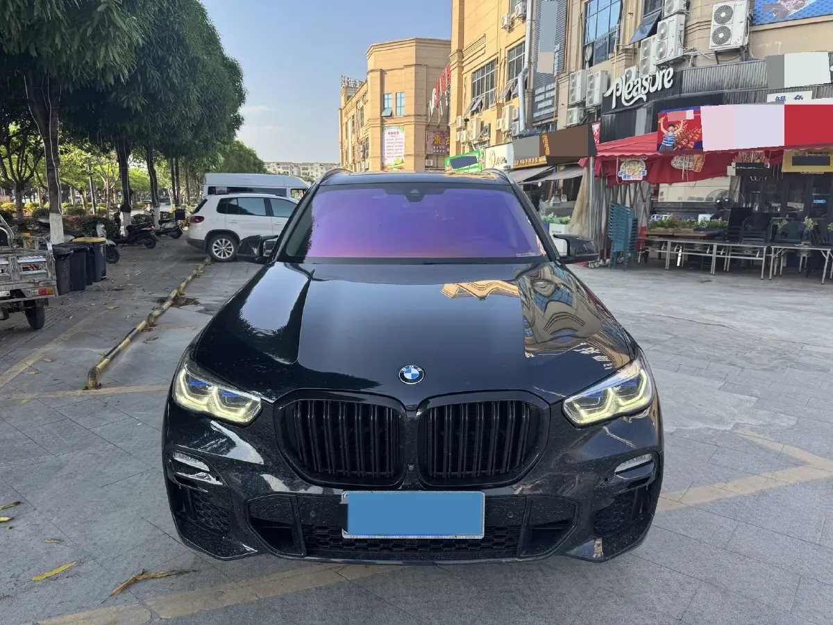 2020 BMW X5 3.0T 340HP L6 8AT,autocango,china used car exporter,china ev exporter,chinese used car exporter,chinese used ev exporter