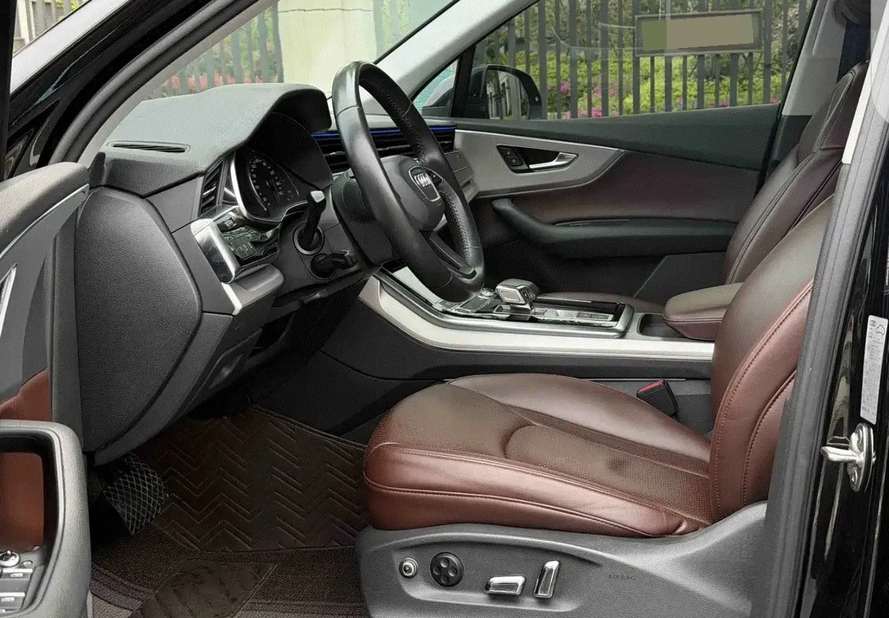 2023 Audi Q7 3.0T 340HP V6 8AT,autocango,china used car exporter,china ev exporter,chinese used car exporter,chinese used ev exporter