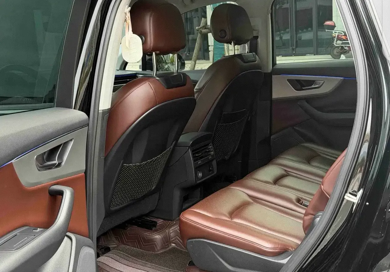 2023 Audi Q7 3.0T 340HP V6 8AT,autocango,china used car exporter,china ev exporter,chinese used car exporter,chinese used ev exporter