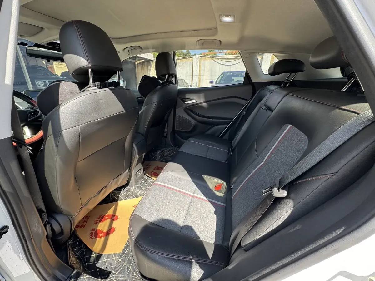 2021 Chevrolet Trax 1.3T 165HP L3 CVT,autocango,china used car exporter,china ev exporter,chinese used car exporter,chinese used ev exporter
