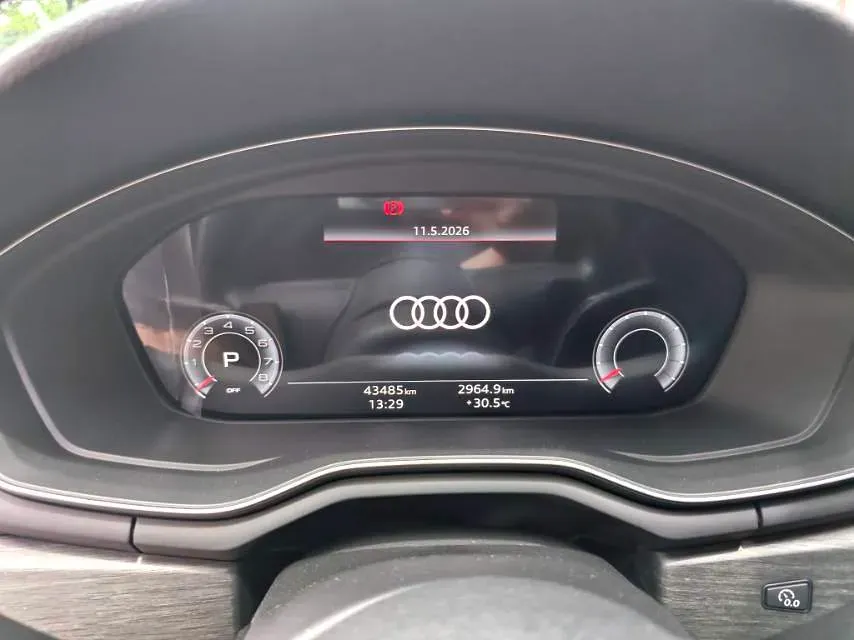 2023 Audi A4L 2.0T 190HP L4 7DCT,autocango,china used car exporter,china ev exporter,chinese used car exporter,chinese used ev exporter