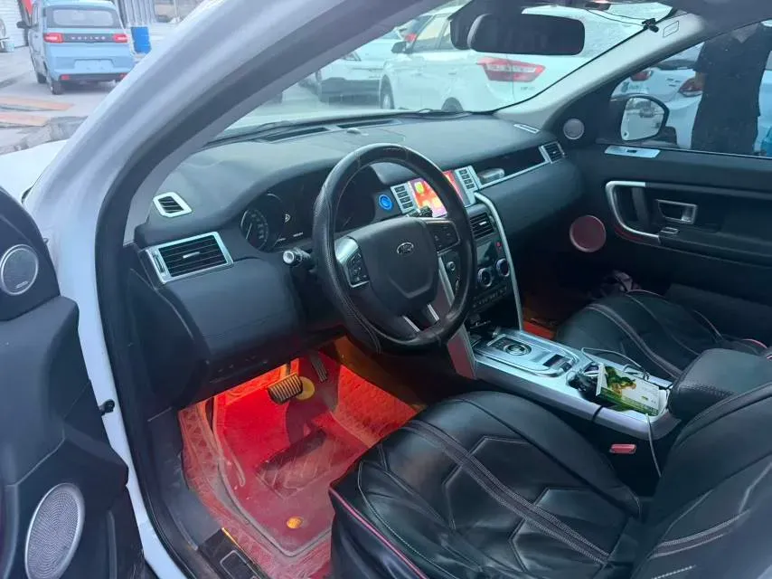 2018 Land Rover Discovery Sport 2.0T 241HP L4 9AT,autocango,china used car exporter,china ev exporter,chinese used car exporter,chinese used ev exporter
