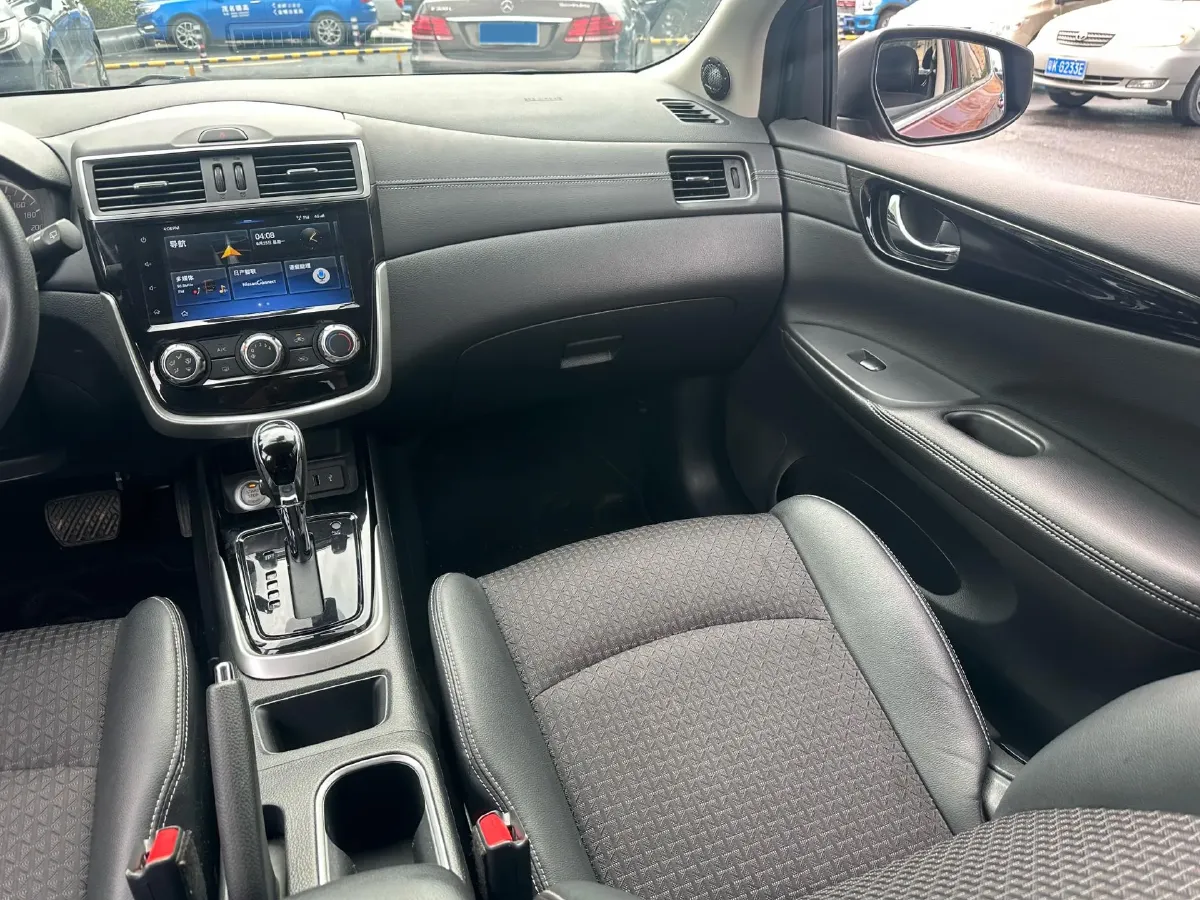 2021 Nissan Tiida 1.6L 122HP L4 CVT,autocango,china used car exporter,china ev exporter,chinese used car exporter,chinese used ev exporter
