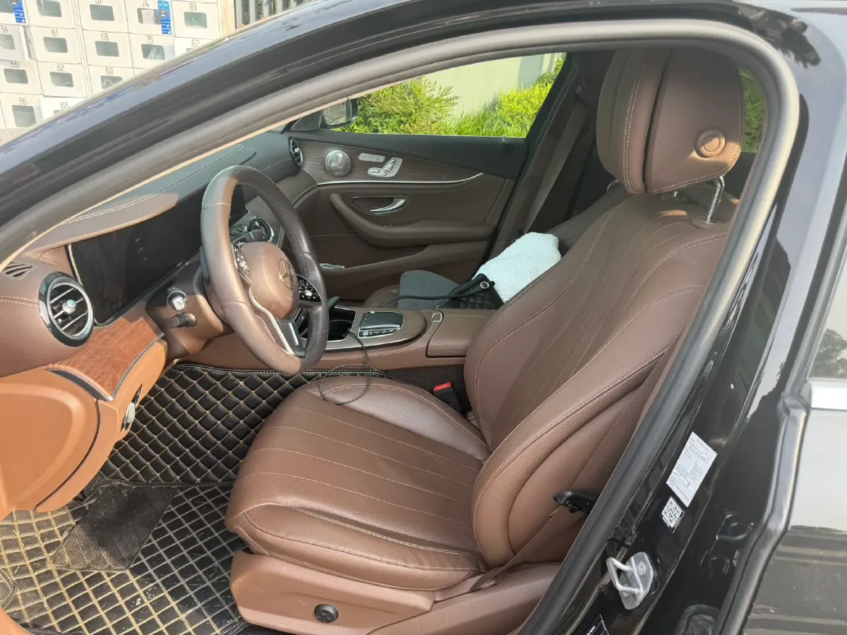 2020 Mercedes-Benz E Class 2.0T 258HP L4 9AT,autocango,china used car exporter,china ev exporter,chinese used car exporter,chinese used ev exporter