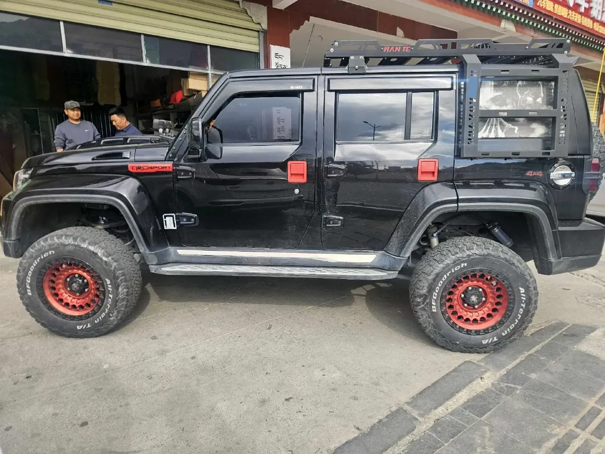 2021 Beijing BJ40 2.0T 163HP L4 8AT,autocango,china used car exporter,china ev exporter,chinese used car exporter,chinese used ev exporter