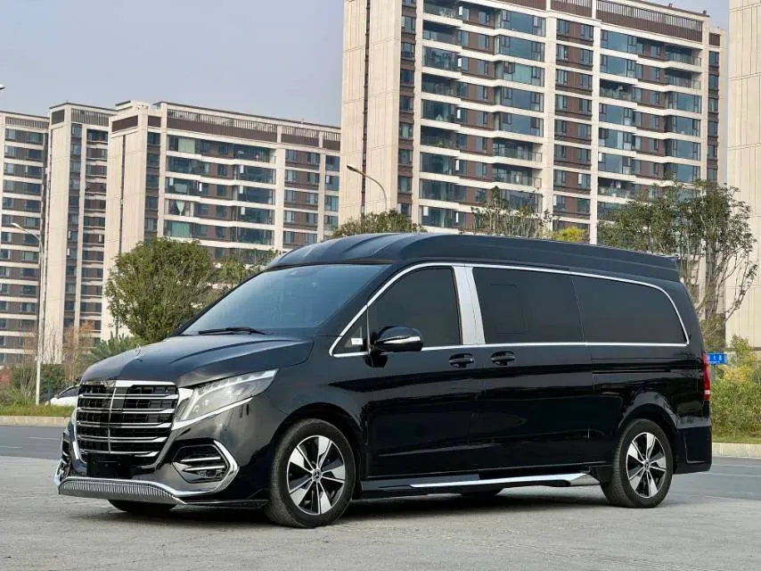 2022 Mercedes-Benz V Class 2.0T 211HP L4 9AT,autocango,china used car exporter,china ev exporter,chinese used car exporter,chinese used ev exporter