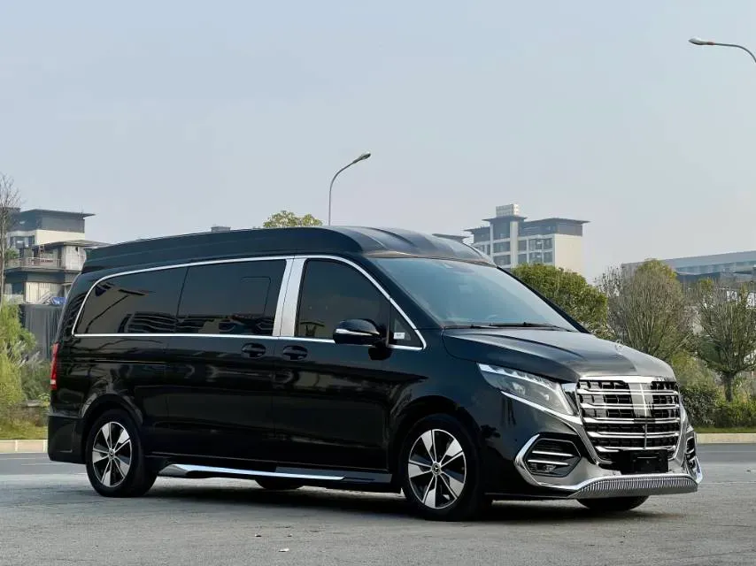 2022 Mercedes-Benz V Class 2.0T 211HP L4 9AT,autocango,china used car exporter,china ev exporter,chinese used car exporter,chinese used ev exporter