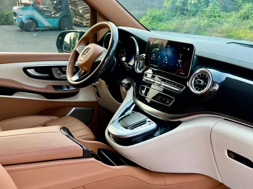 2022 Mercedes-Benz V Class 2.0T 211HP L4 9AT,autocango,china used car exporter,china ev exporter,chinese used car exporter,chinese used ev exporter