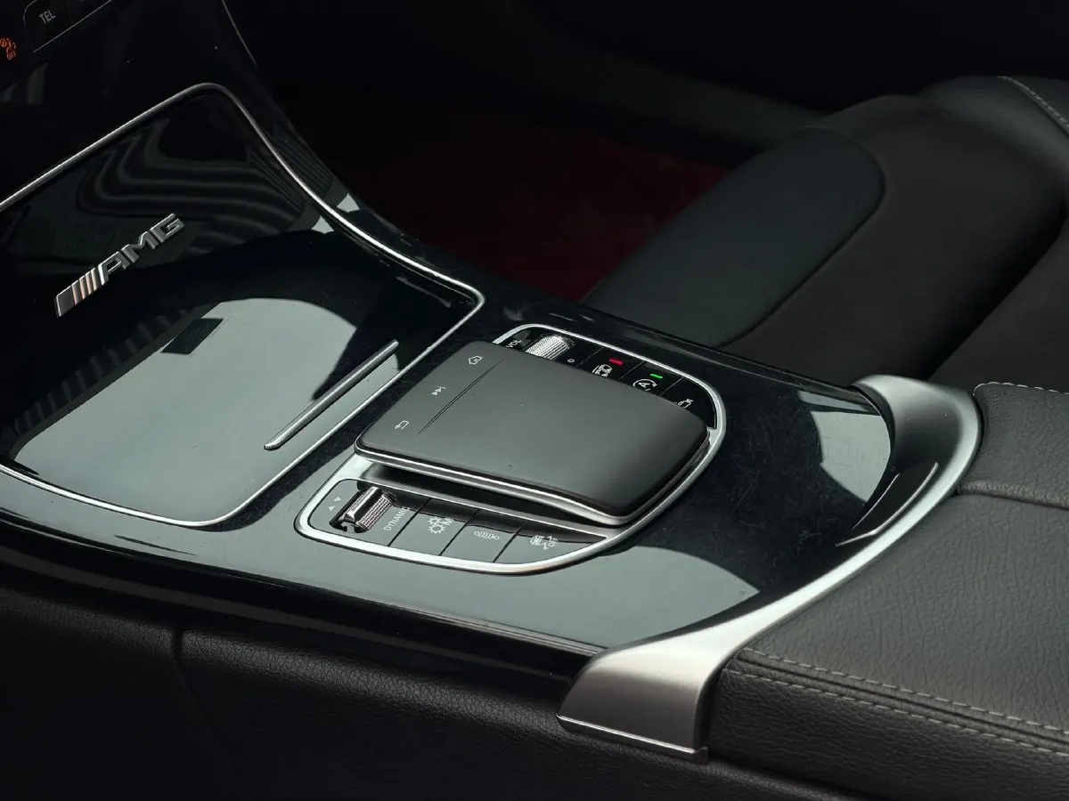 2019 Mercedes-Benz C AMG 4.0T 476HP V8 9AT,autocango,china used car exporter,china ev exporter,chinese used car exporter,chinese used ev exporter