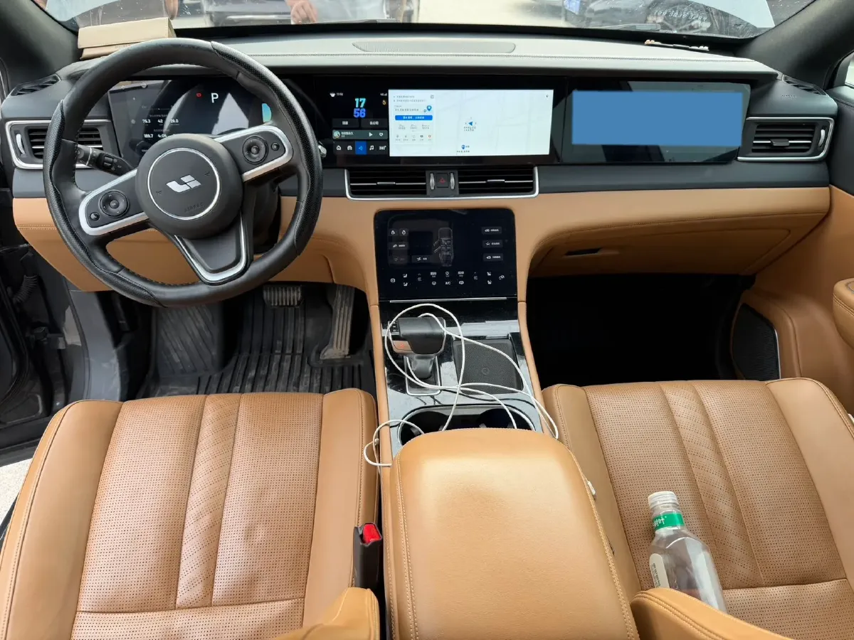2020 Li ONE Range Extended 131HP REEV 40.5KWH,autocango,china used car exporter,china ev exporter,chinese used car exporter,chinese used ev exporter
