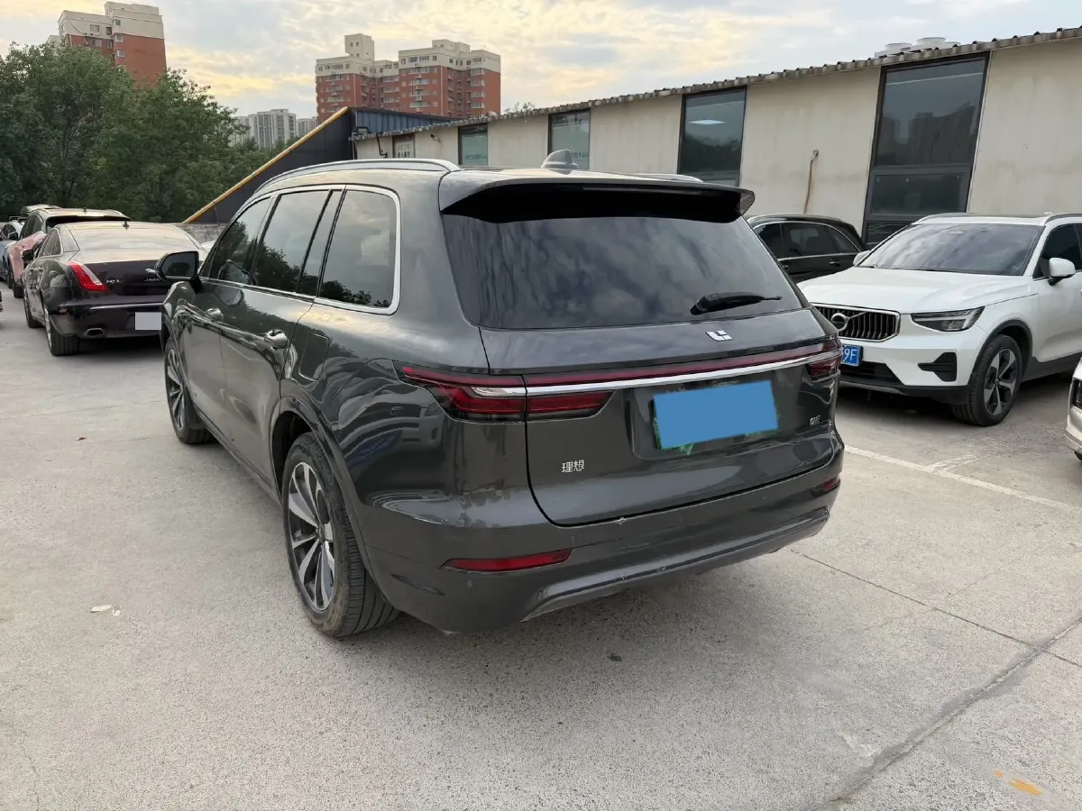 2020 Li ONE Range Extended 131HP REEV 40.5KWH,autocango,china used car exporter,china ev exporter,chinese used car exporter,chinese used ev exporter