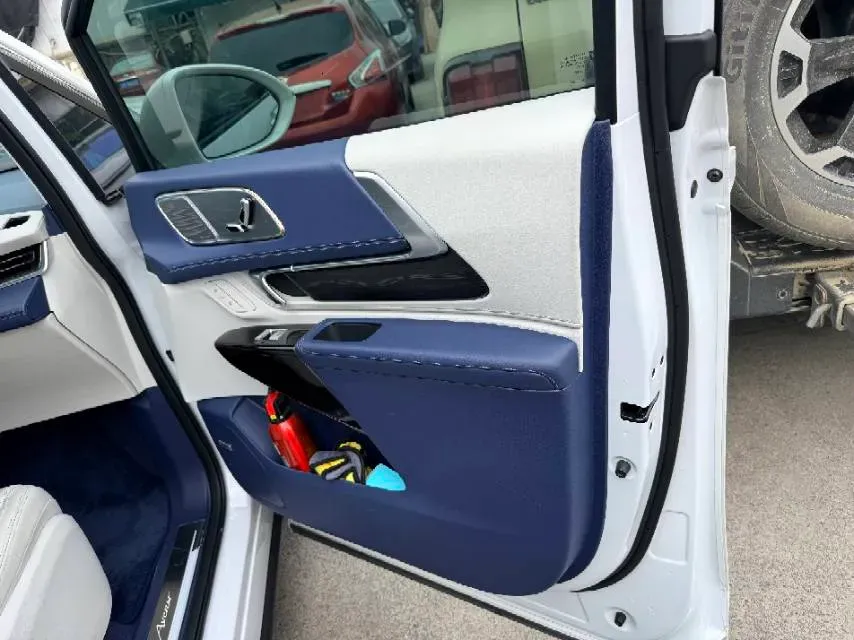 2023 Buick Century 2.0T 237HP L4 9AT,autocango,china used car exporter,china ev exporter,chinese used car exporter,chinese used ev exporter