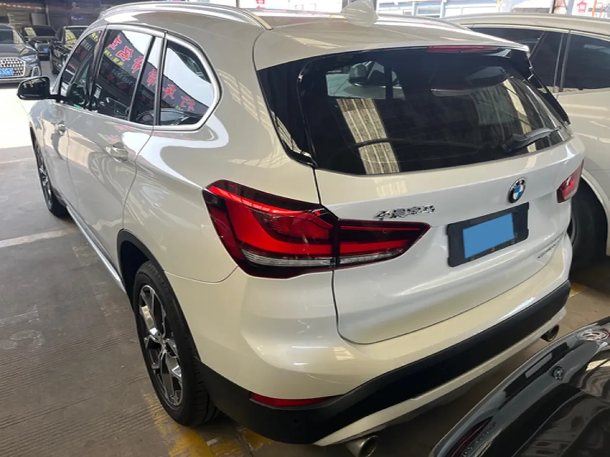 2021 BMW X1 1.5T 140HP L3 7DCT,autocango,china used car exporter,china ev exporter,chinese used car exporter,chinese used ev exporter