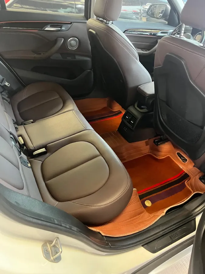 2021 BMW X1 1.5T 140HP L3 7DCT,autocango,china used car exporter,china ev exporter,chinese used car exporter,chinese used ev exporter