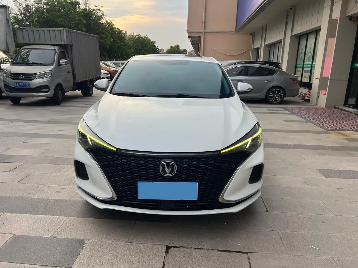 2020 ChangAn Eado 1.4T 158HP L4 7DCT,autocango,china used car exporter,china ev exporter,chinese used car exporter,chinese used ev exporter