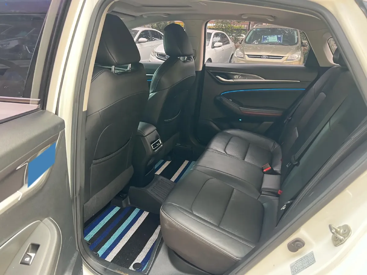 2020 ChangAn Eado 1.4T 158HP L4 7DCT,autocango,china used car exporter,china ev exporter,chinese used car exporter,chinese used ev exporter