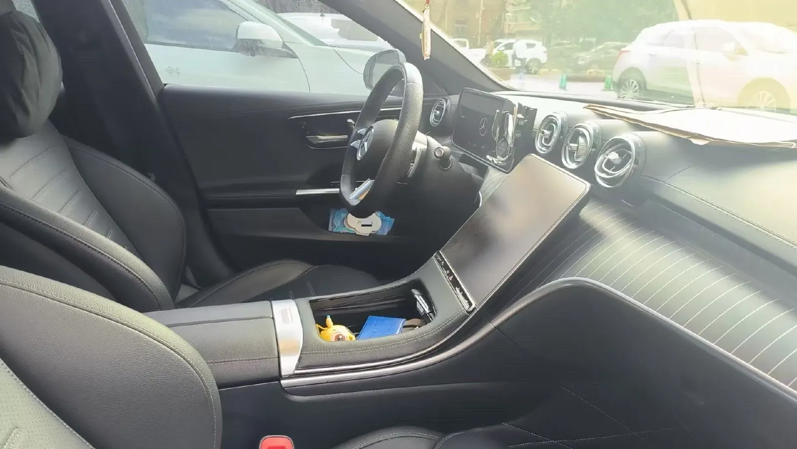 2024 Mercedes-Benz C Class 1.5T 204HP L4 9AT,autocango,china used car exporter,china ev exporter,chinese used car exporter,chinese used ev exporter