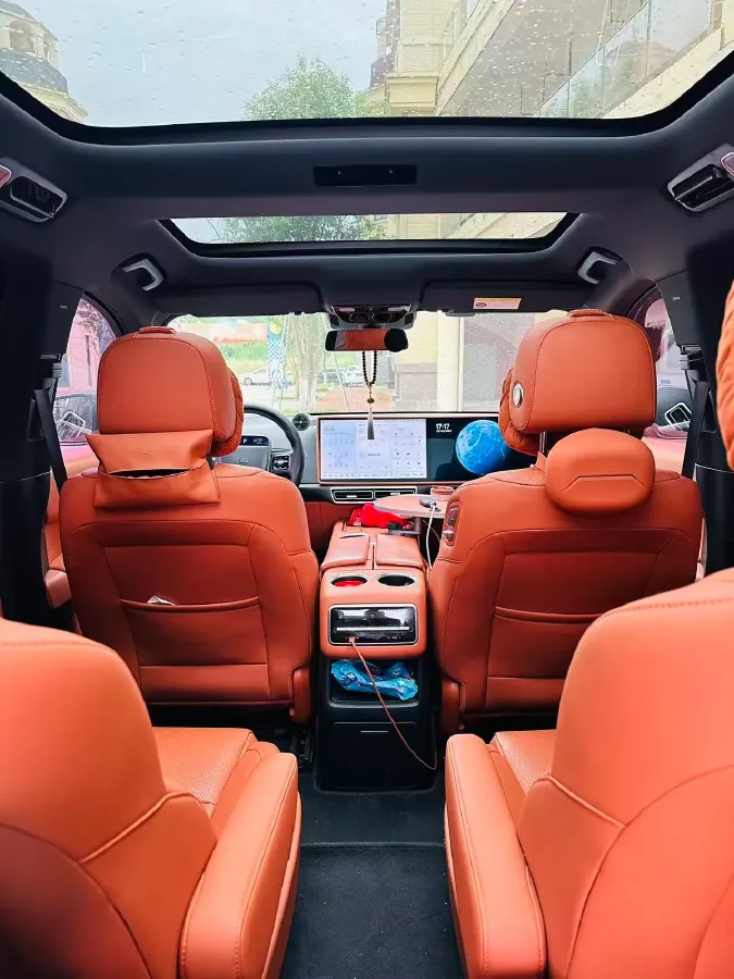 2023 Li L8 Range Extended 154HP REEV 40.9KWH,autocango,china used car exporter,china ev exporter,chinese used car exporter,chinese used ev exporter