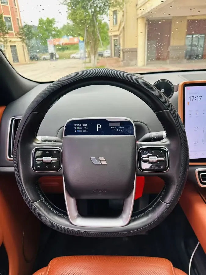 2023 Li L8 Range Extended 154HP REEV 40.9KWH,autocango,china used car exporter,china ev exporter,chinese used car exporter,chinese used ev exporter