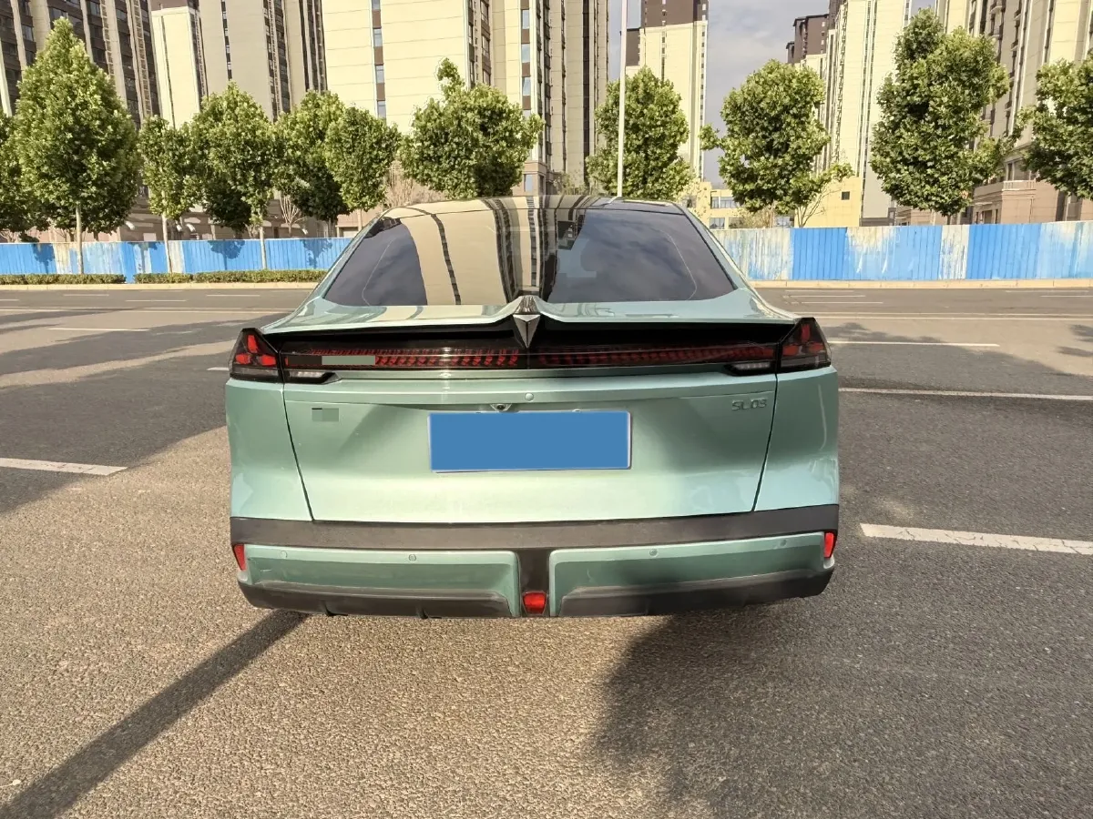 2022 DongFeng Forthing LingZhi EV BEV 68.4KWH,autocango,china used car exporter,china ev exporter,chinese used car exporter,chinese used ev exporter