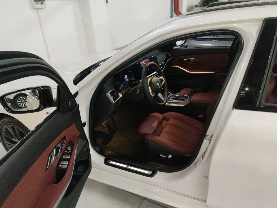 2023 BMW 3 Series 2.0T 184HP L4 8AT,autocango,china used car exporter,china ev exporter,chinese used car exporter,chinese used ev exporter