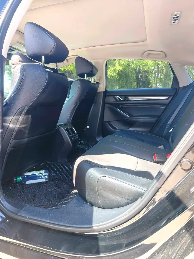 2022 Honda Accord 1.5T 194HP L4 CVT,autocango,china used car exporter,china ev exporter,chinese used car exporter,chinese used ev exporter